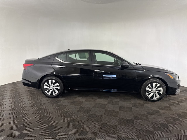 2025 Nissan Altima 2.5 S photo 4