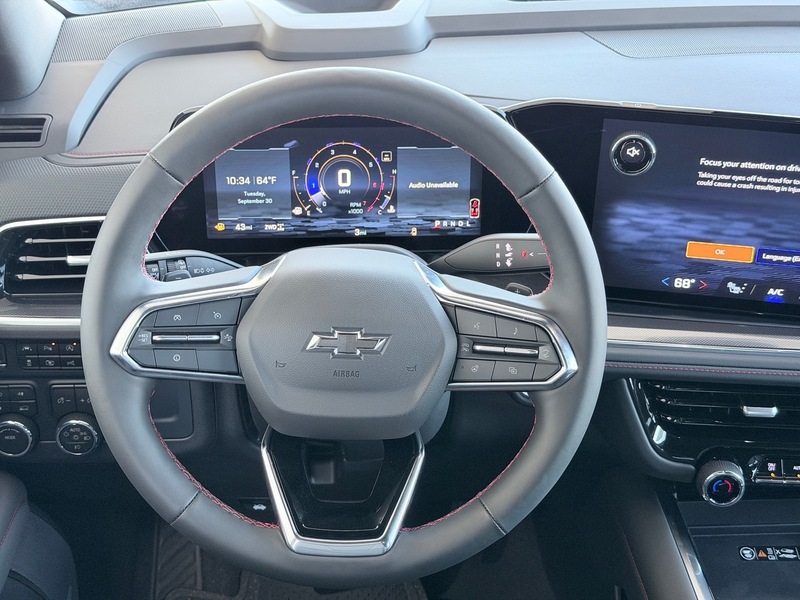 2025 Chevrolet Suburban RST photo 13