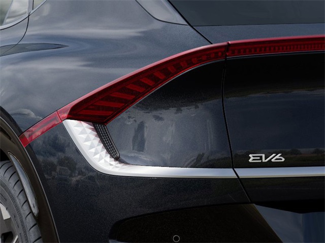 2025 Kia EV6 Light photo 9