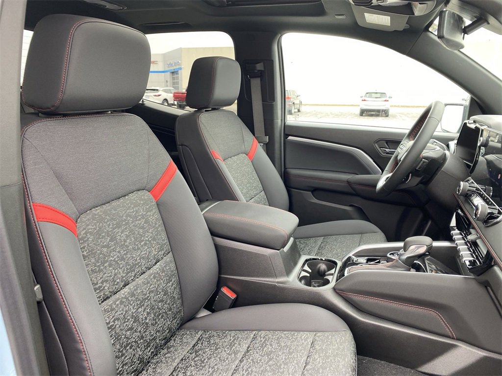 2025 Chevrolet Colorado Z71 photo 31