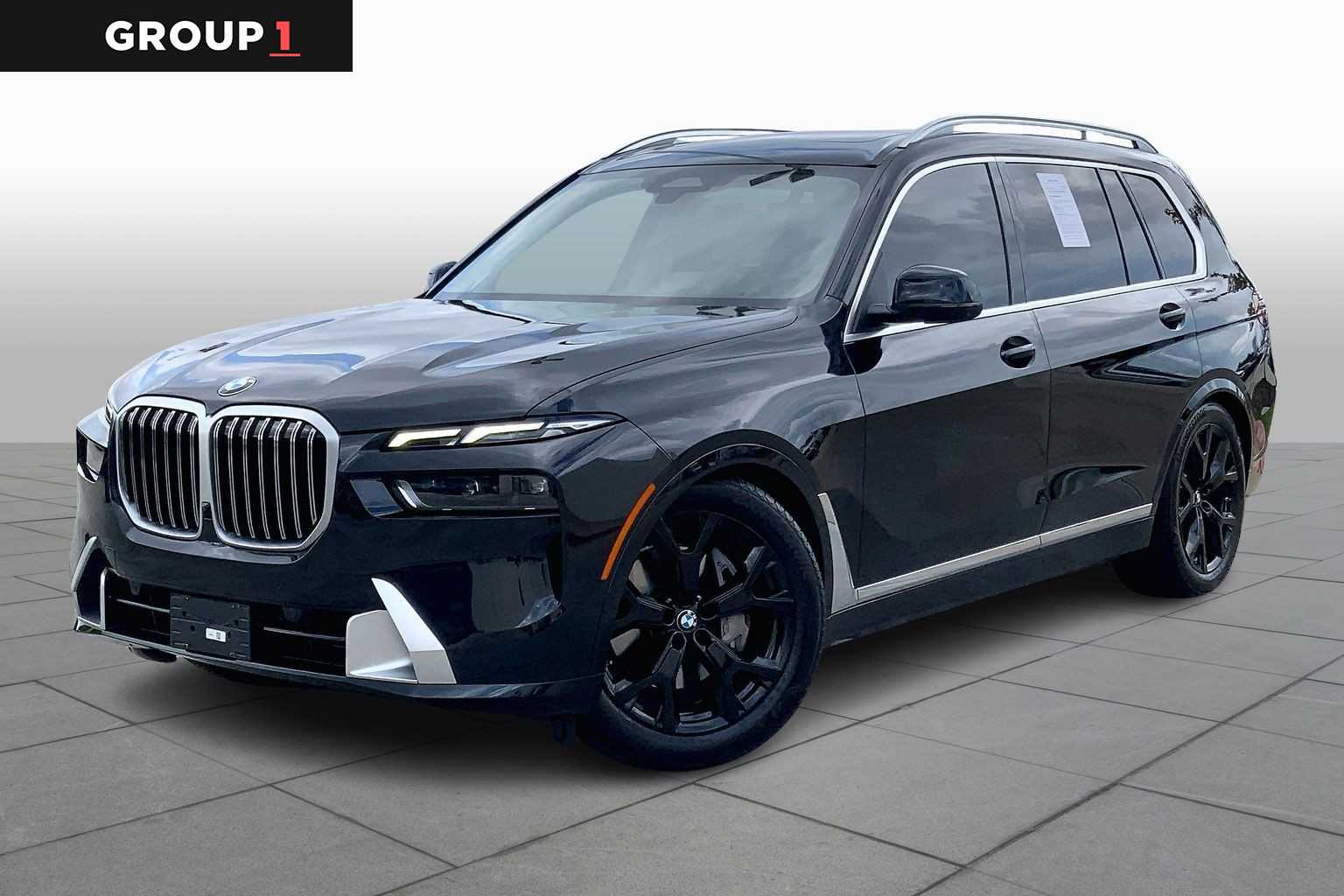 2025 BMW X7 40i's photo