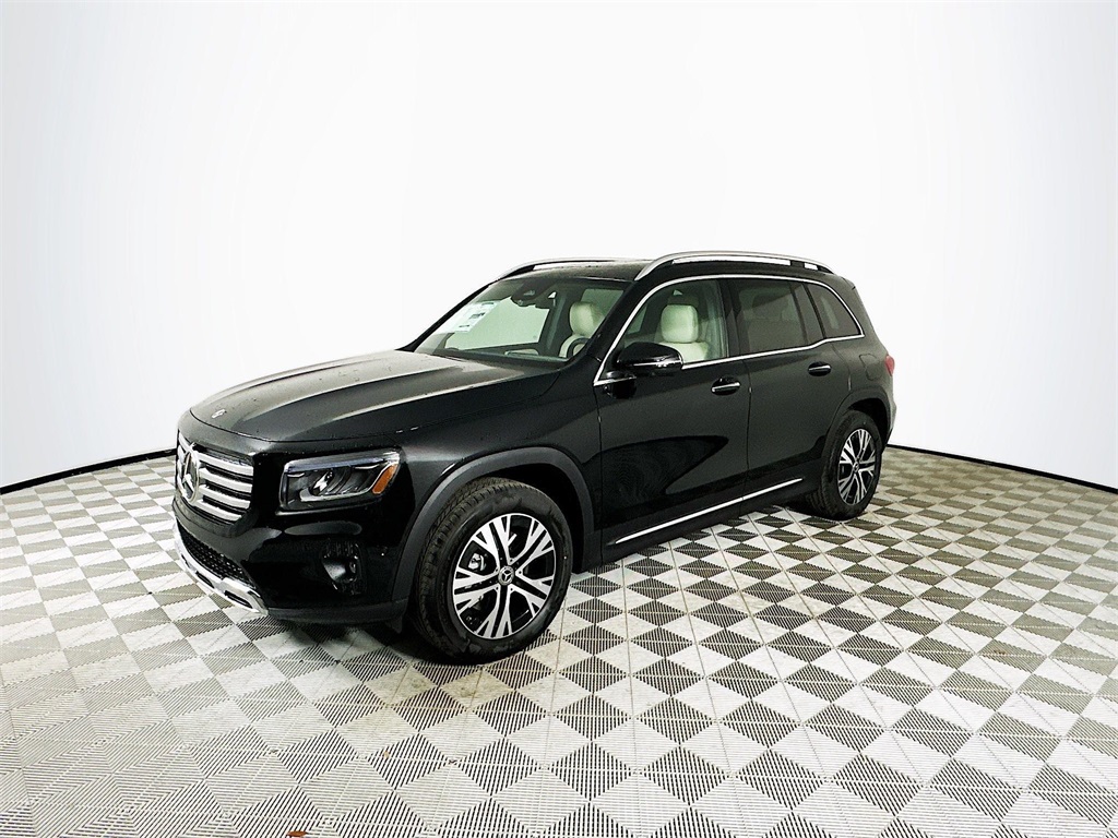 2025 Mercedes Benz GLB 250 photo 3