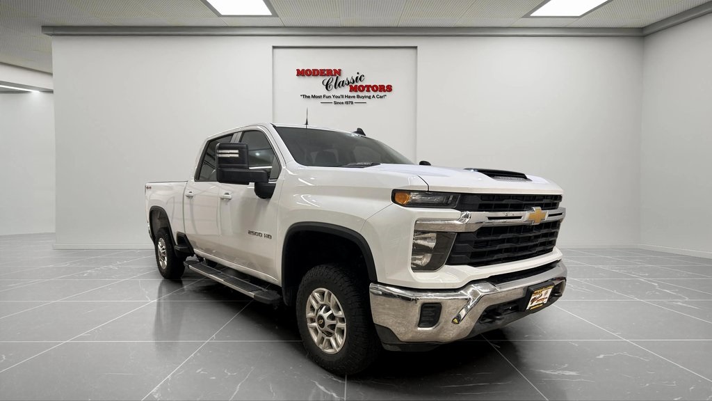 2024 Chevrolet Silverado 2500HD LT's photo
