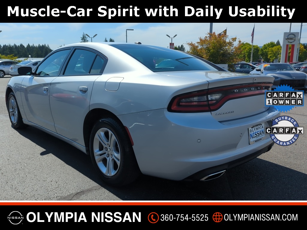 2022 Dodge Charger SXT photo 6
