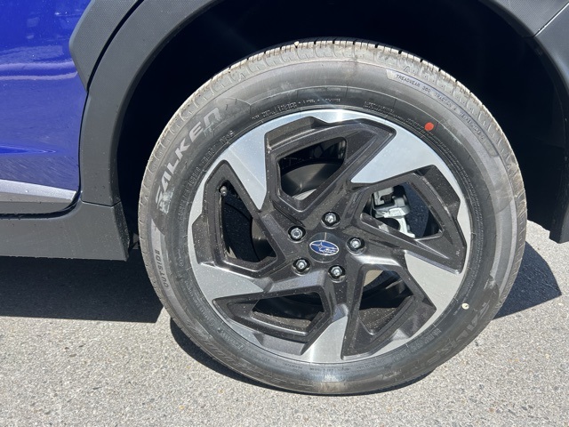 2025 Subaru Crosstrek Limited photo 10