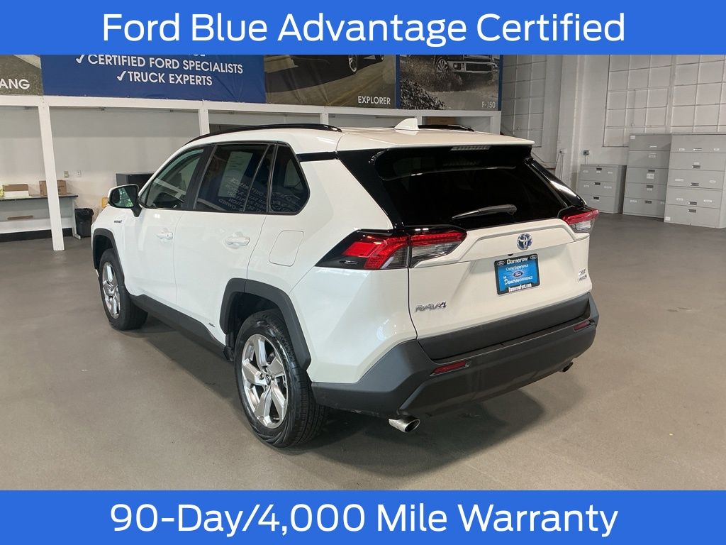 2021 Toyota RAV4 Hybrid XLE Premium photo 2