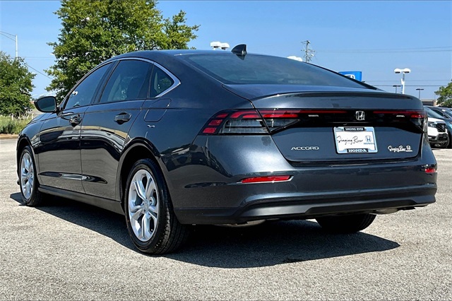 2025 Honda Accord 1.5T LX photo 3