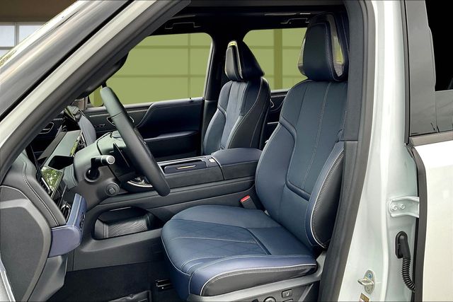 2026 Infiniti QX80 Sensory photo 25