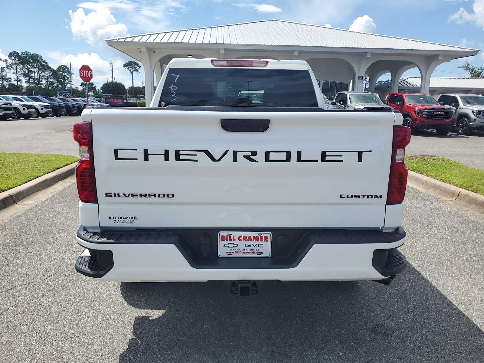 2025 Chevrolet Silverado 1500 Custom photo 4