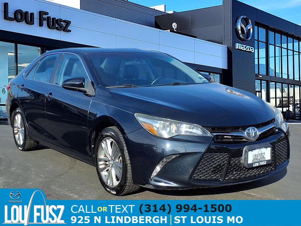2015 Toyota Camry SE