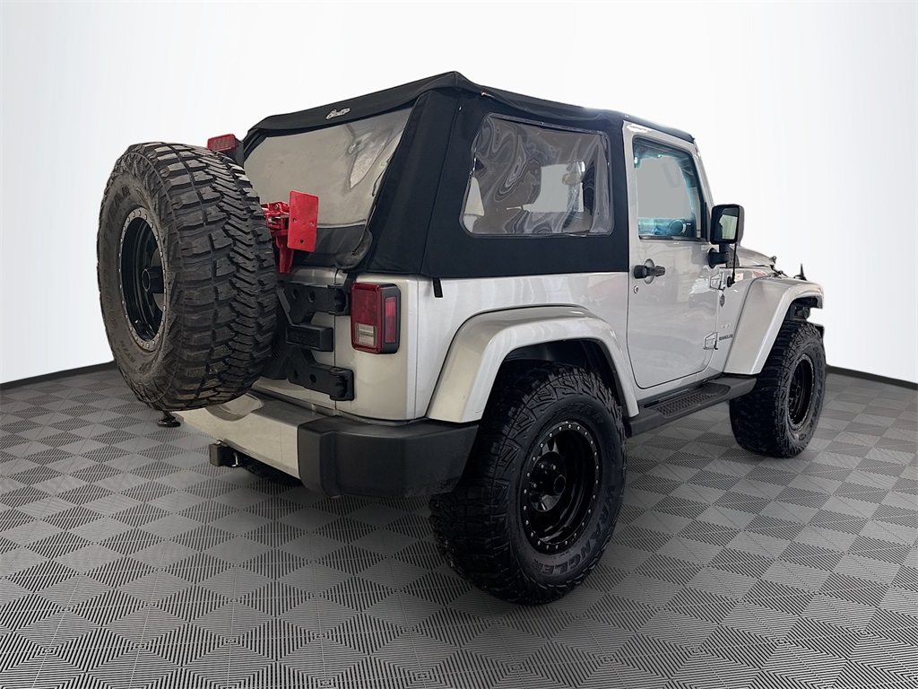 2012 Jeep Wrangler Sahara photo 10