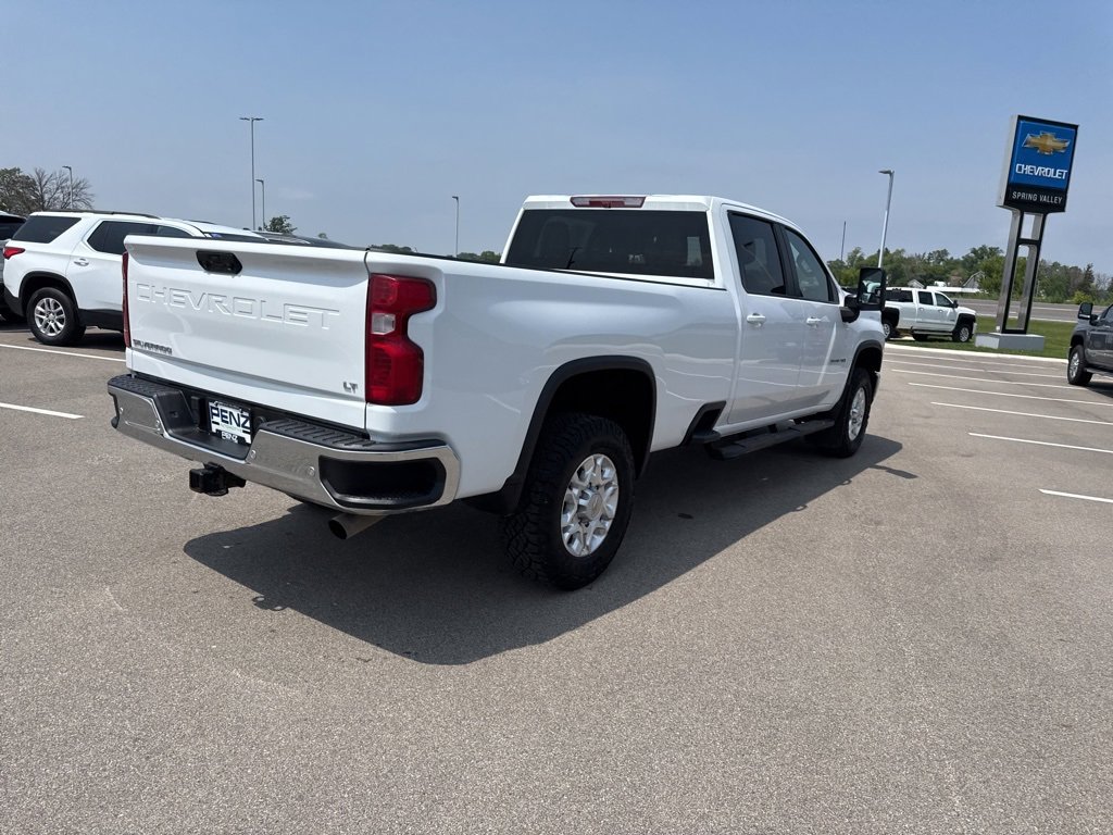 2024 Chevrolet Silverado 3500HD LT photo 4