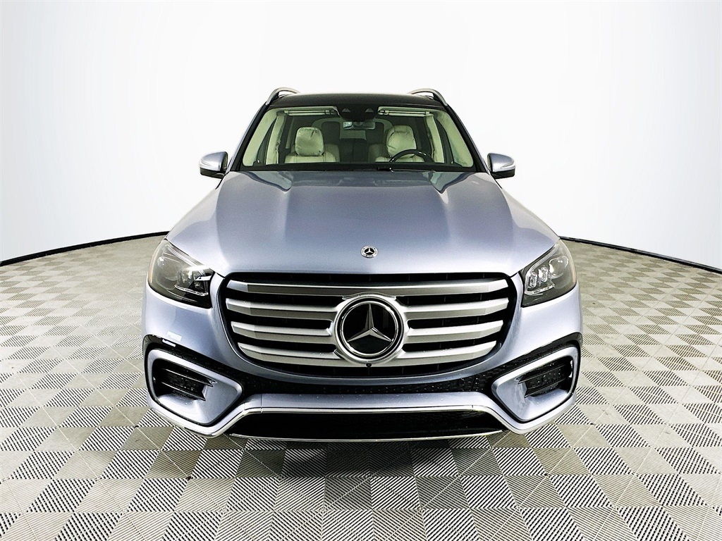 2026 Mercedes Benz GLA 580 4MATIC photo 2