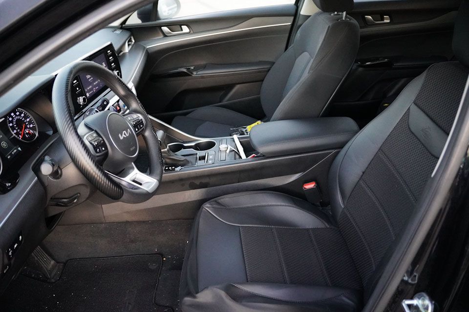 2023 Kia K5 LXS photo 3