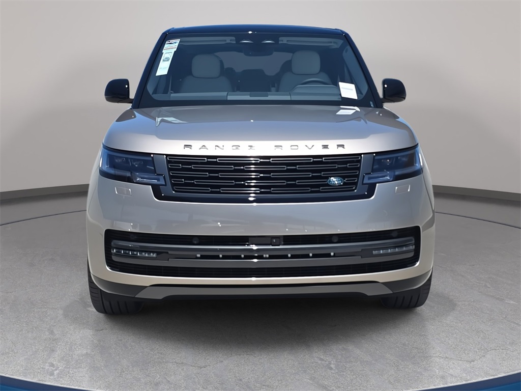 2025 Land Rover Range Rover SE photo 2