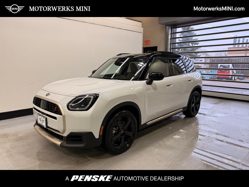 2026 MINI Countryman S's photo