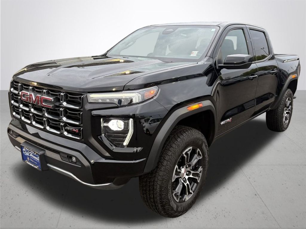 2024 Gmc Canyon AT4 photo 2