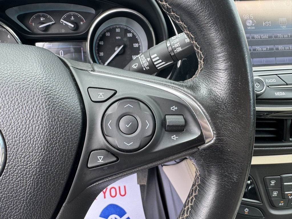 2017 Buick Envision Preferred photo 3