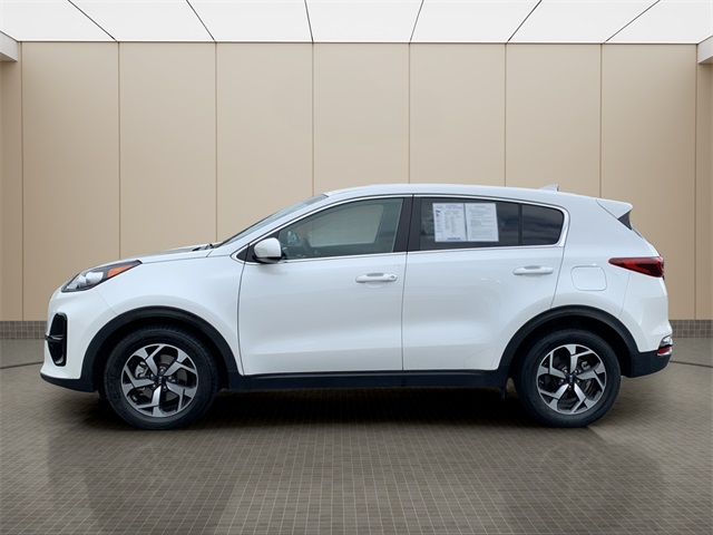 2022 Kia Sportage LX photo 2