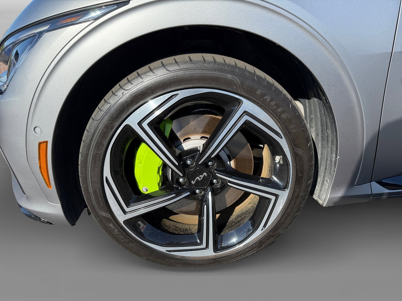 2023 Kia EV6 GT photo 9