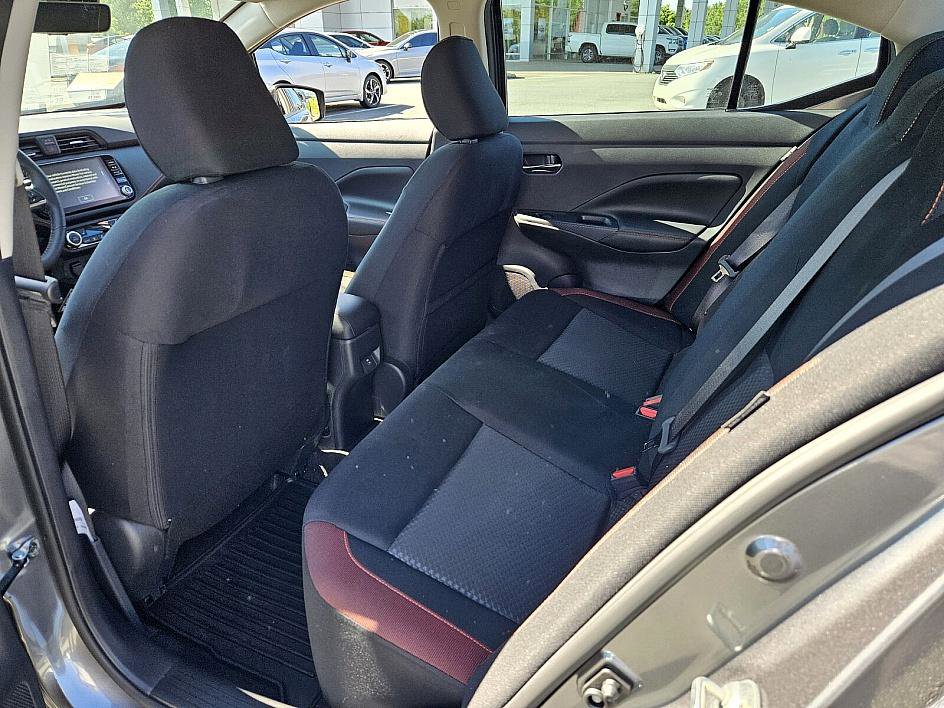 2025 Nissan Versa SR photo 8