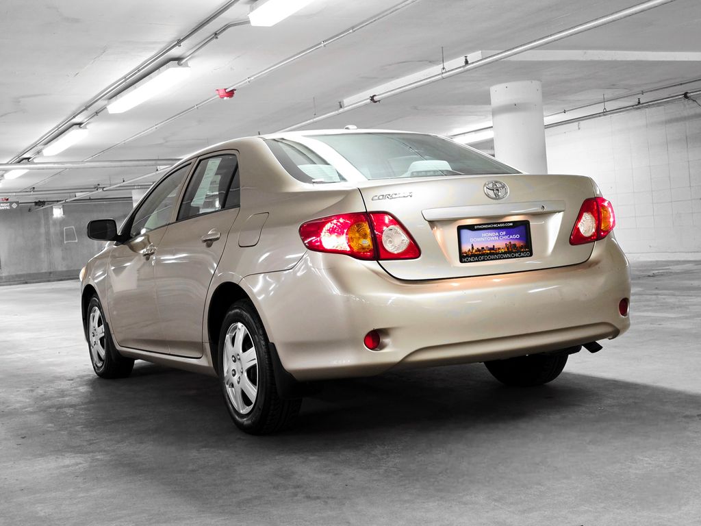 2009 Toyota Corolla XLE photo 4
