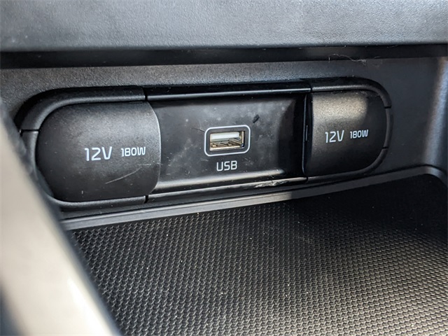 2020 Kia Soul LX photo 18