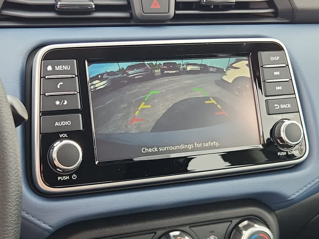2025 Nissan Versa SV photo 11