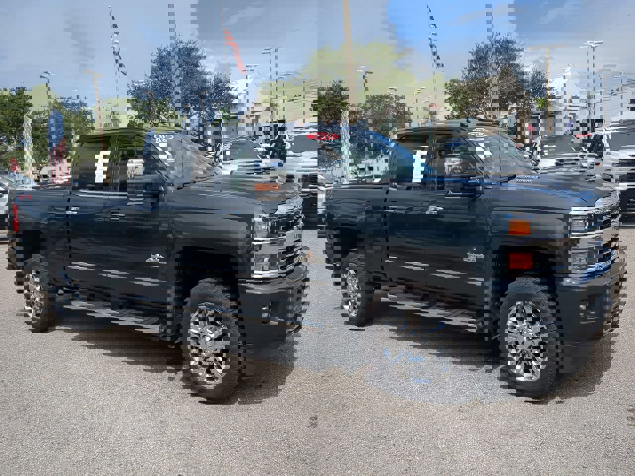 2018 Chevrolet Silverado 2500HD High Country photo 2
