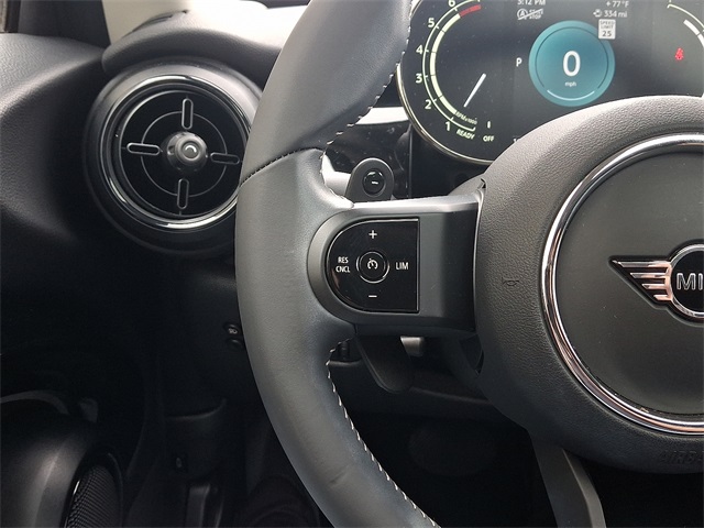 2024 Mini Cooper 2 Door Hardtop Signature photo 22
