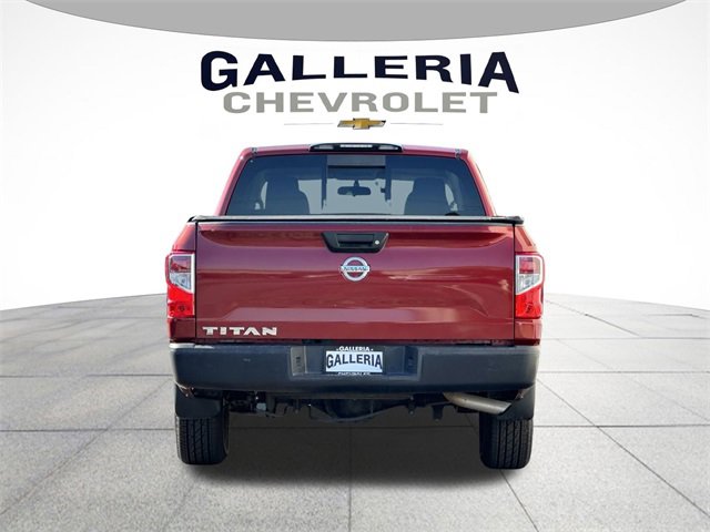 2017 Nissan Titan S photo 5