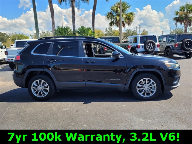 2022 Jeep Cherokee Latitude Lux photo 6