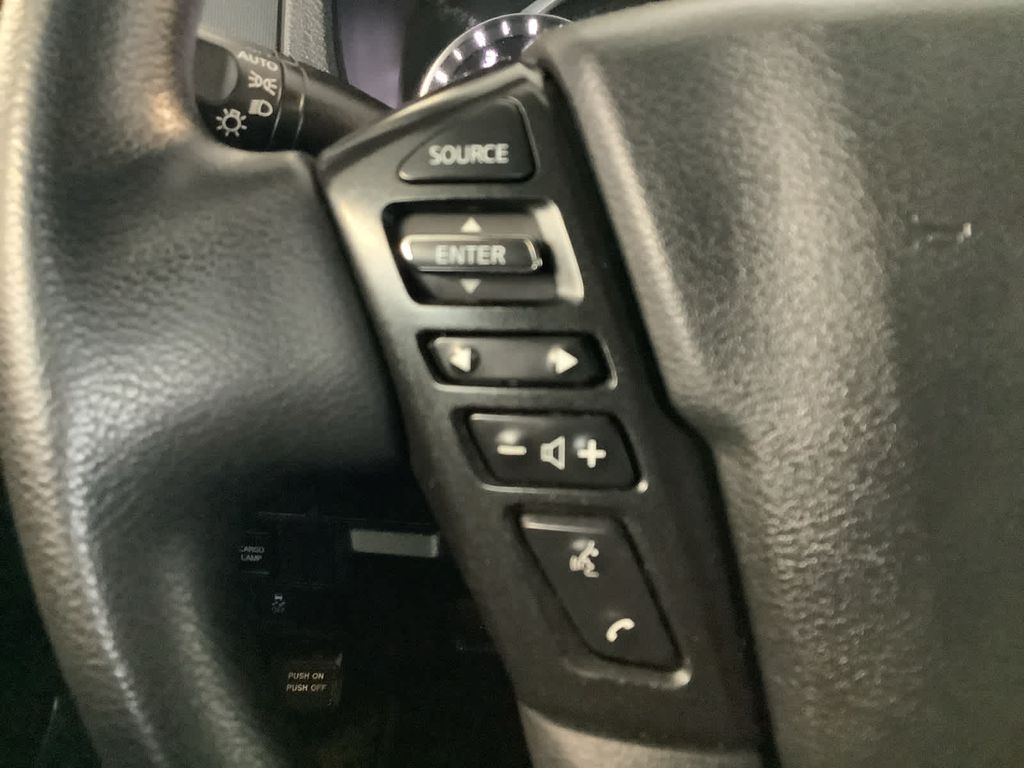 2022 Nissan Frontier S photo 11