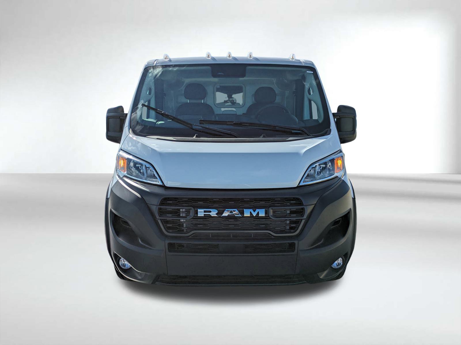 2025 Ram ProMaster 1500 Tradesman photo 4