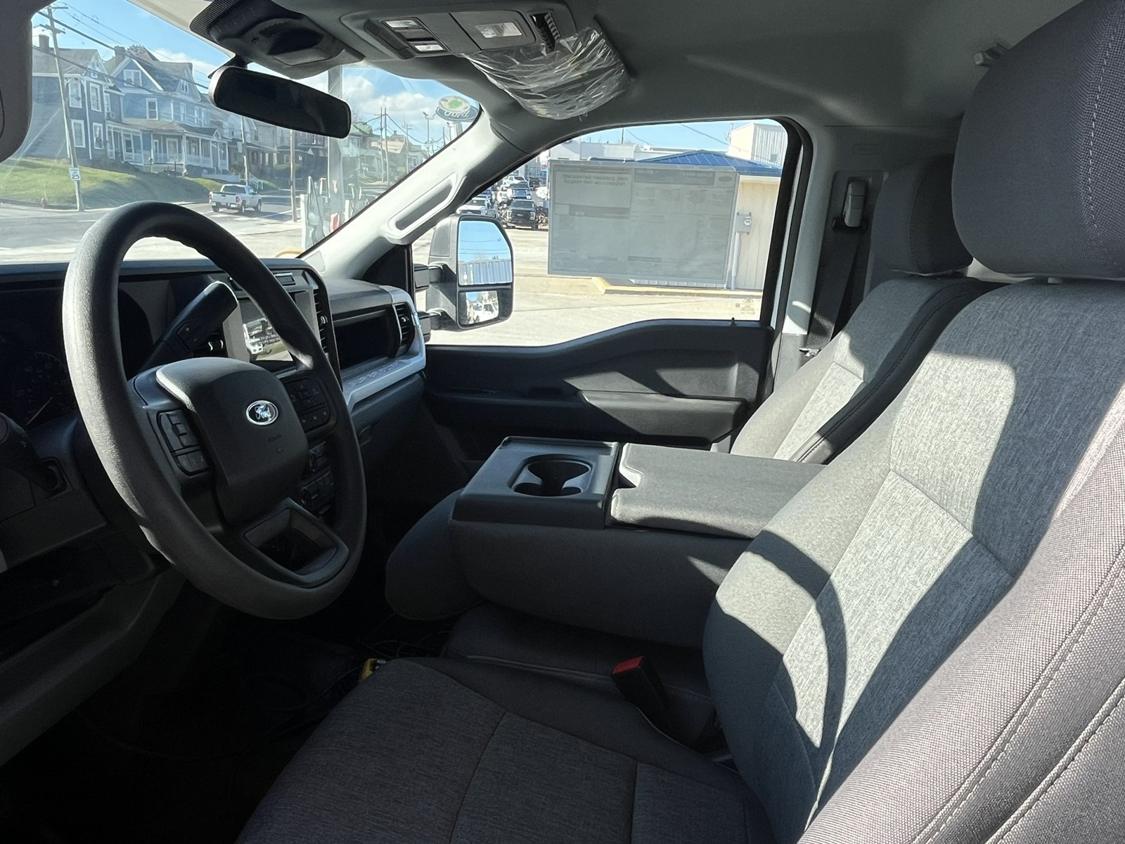 2024 Ford F-600 photo 19