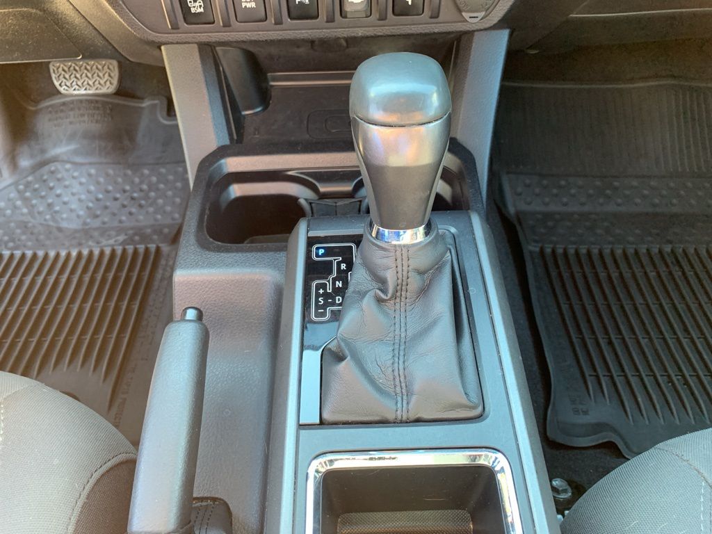 2017 Toyota Tacoma TRD Sport 4x4 Double Cab photo 21