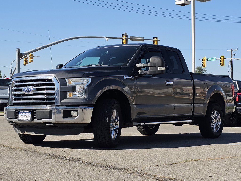 2015 Ford F-150 XLT photo 16