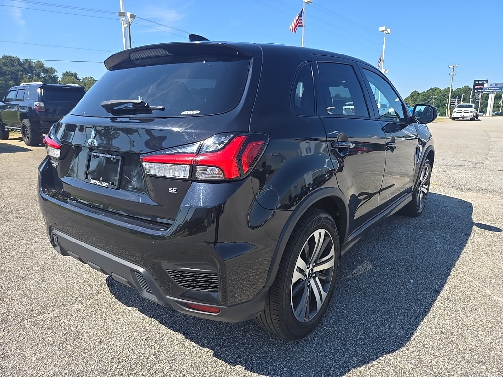 2024 Mitsubishi Outlander Sport SE photo 5