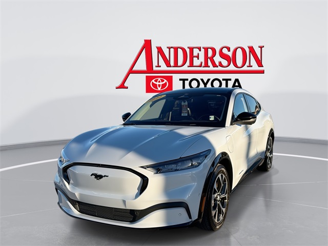 2022 Ford Mustang Mach-E Premium RWD