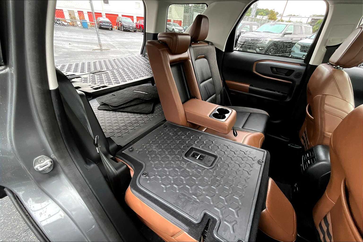 2024 Ford Bronco Sport Outer Banks photo 18