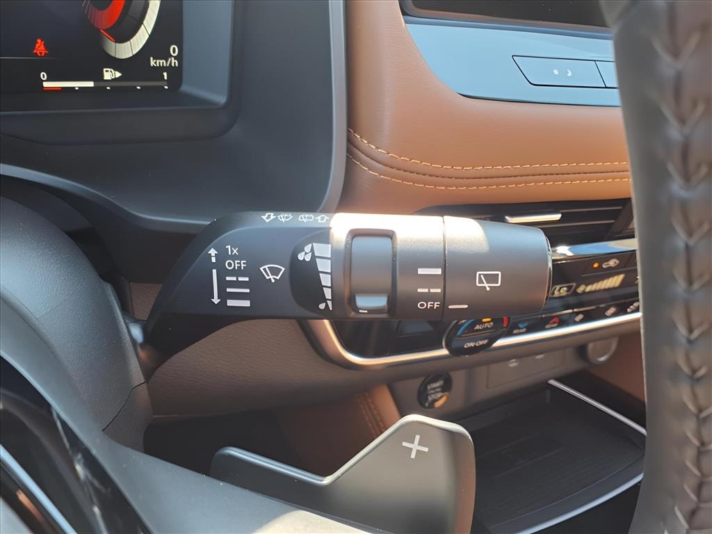 2026 Nissan Rogue Platinum photo 28