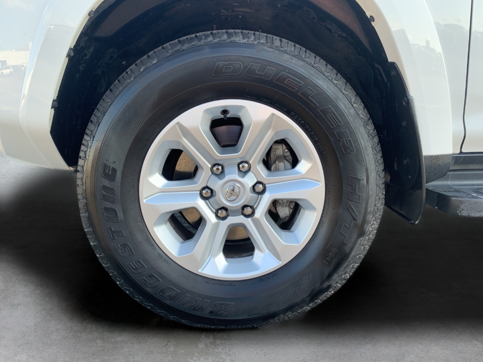 2024 Toyota 4Runner SR5 photo 10