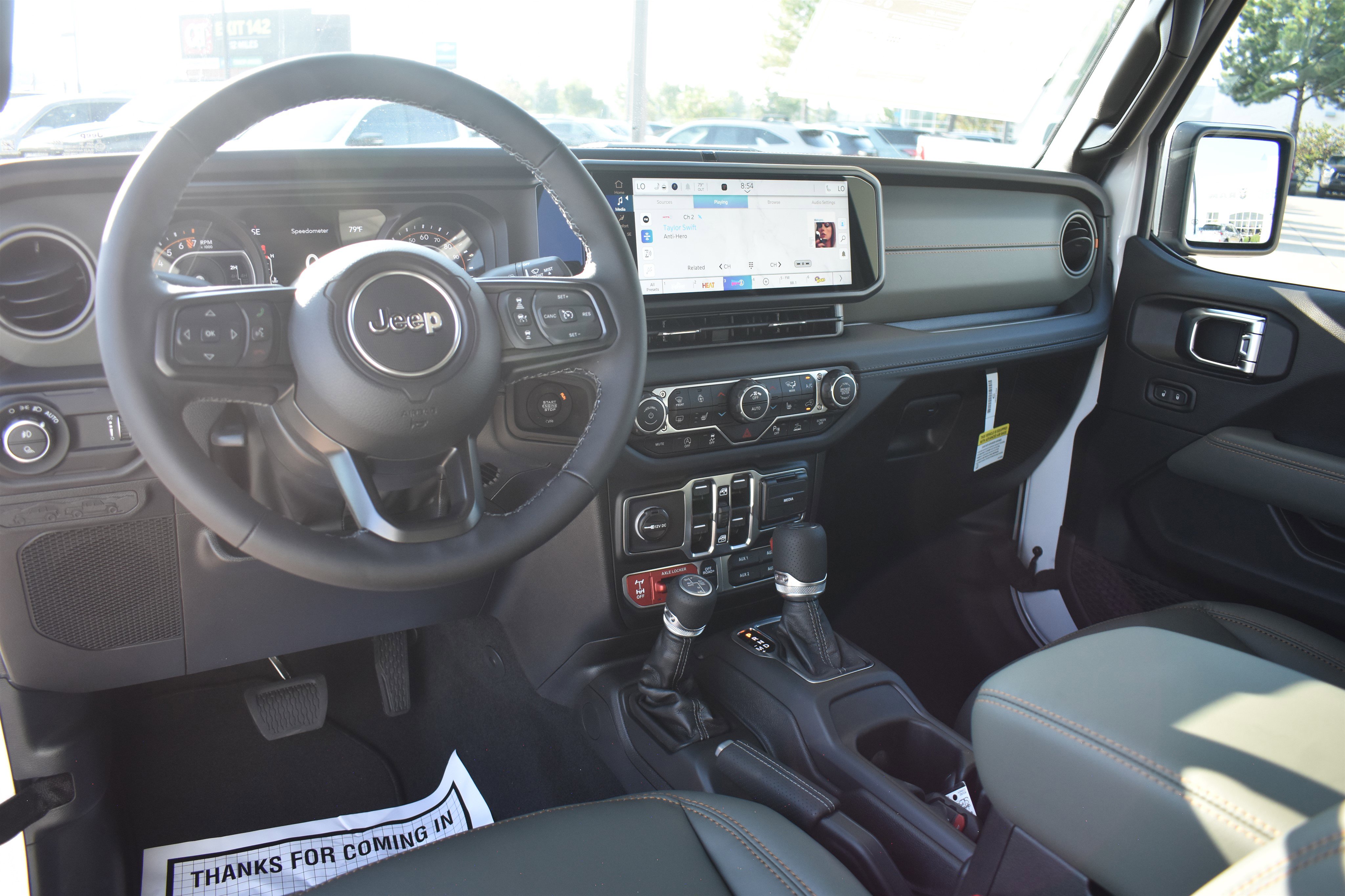 2025 Jeep Gladiator Mojave photo 10