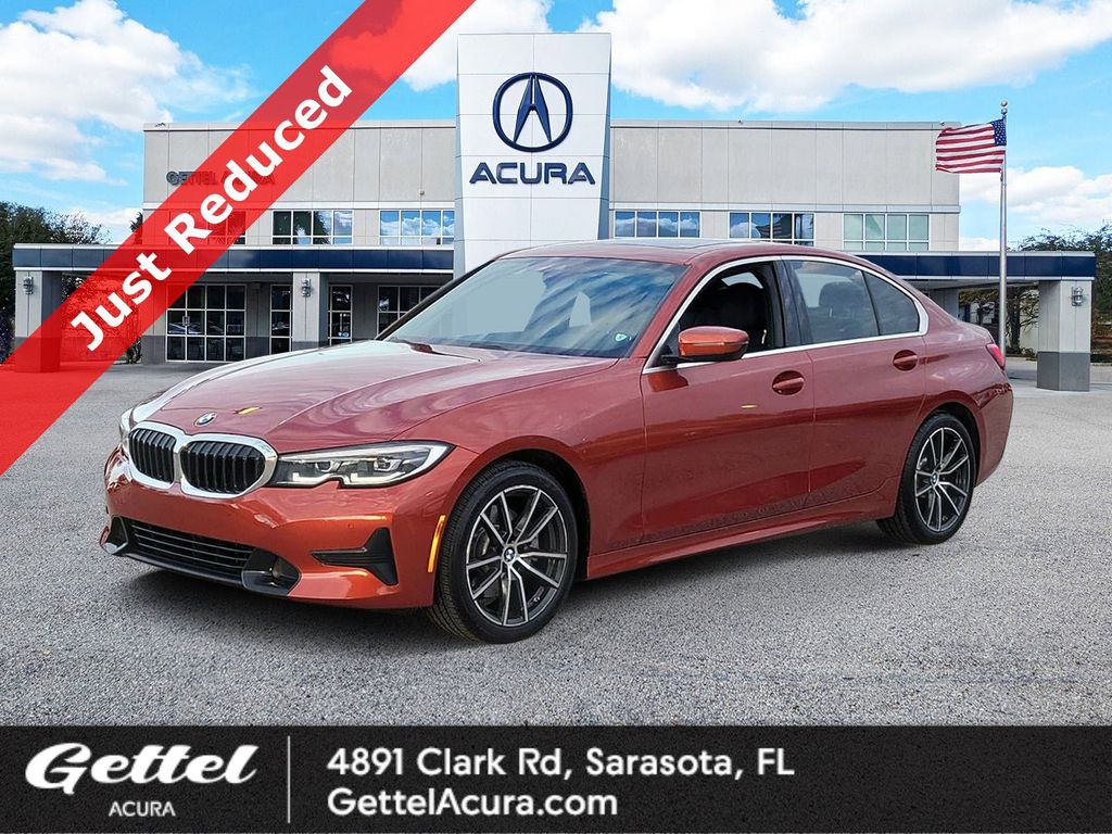 2021 BMW 3 Series 330i's photo