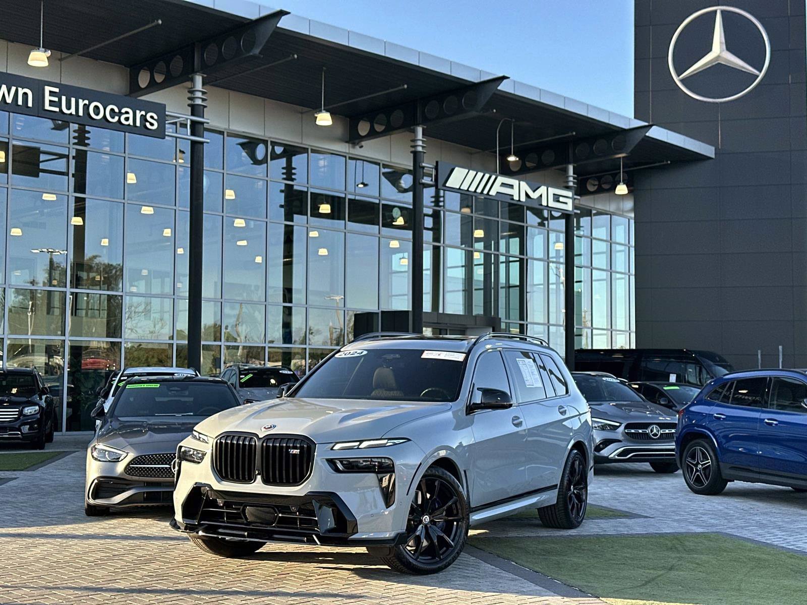 2024 BMW X7 M60i's photo