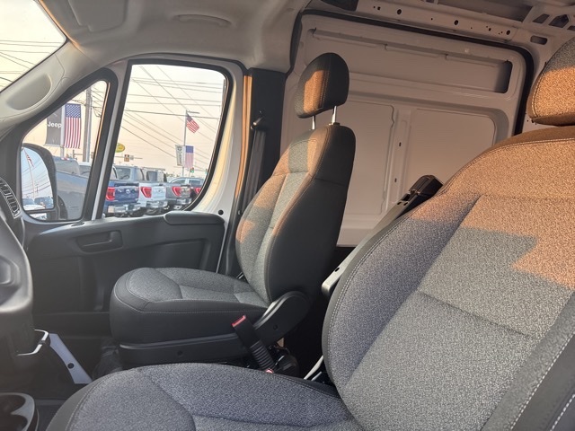 2026 Ram ProMaster 2500 photo 14