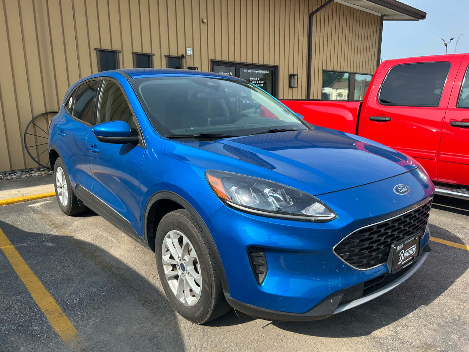 2020 Ford Escape SE photo 3