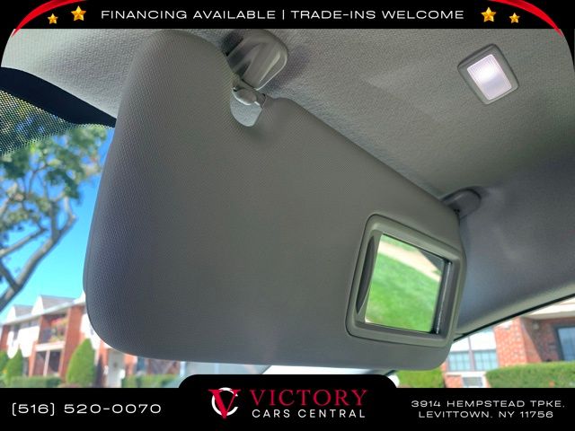 2025 Mazda CX-30 2.5 S Carbon photo 32