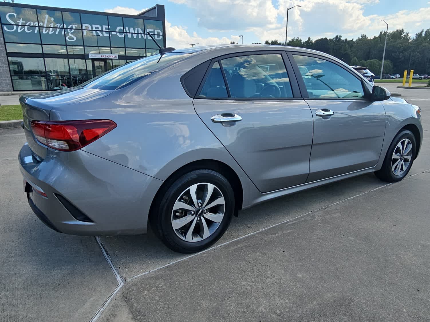 2022 Kia Rio S photo 3