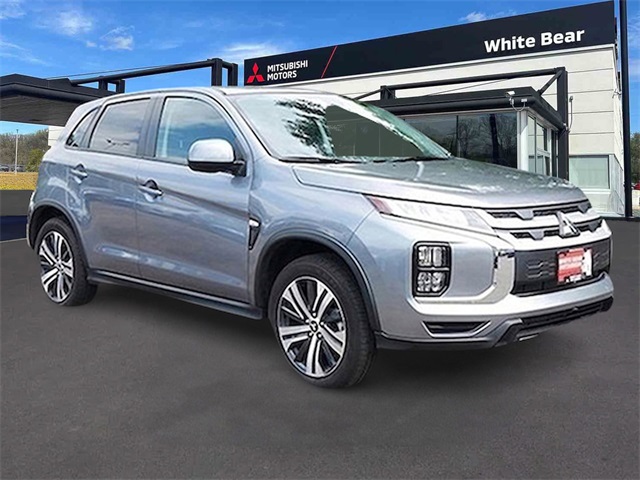 2024 Mitsubishi Outlander Sport ES's photo